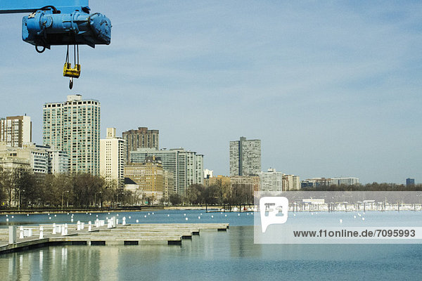 Ladekran Marina Lake View Chicago