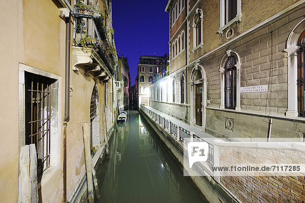 Houses along a canal at night  Fondamenta Giacinto Gallina  Venice  Venezia  Veneto  Italy  Europe