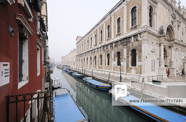 Boats on the canal of Rio dei Mendicanti  Scuola Grande di San Marco  Castello  Venice  Venezia  Veneto  Italy  Europe