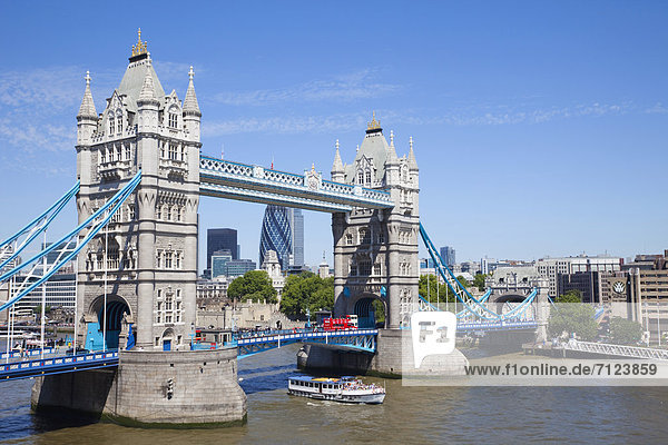 UK  United Kingdom  Europe  Great Britain  Britain  England  London  Tower Bridge  Thames River  River Thames  Landmark  Bridge  Bridges  Tourism  Travel  Holiday  Vacation