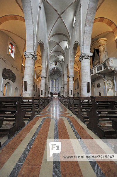 Kirche in Gremona  Friaul  Italien  Europa
