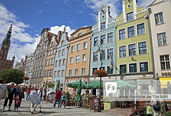 zeigen  Europa  Gebäude  Halle  Stadt  bunt  Fassade  lang  langes  langer  lange  Danzig  Markt  Polen