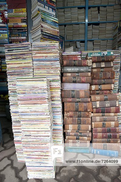 Haufen  Buch  Straße  verkaufen  Hochschule  Asien  Indien  Westbengalen