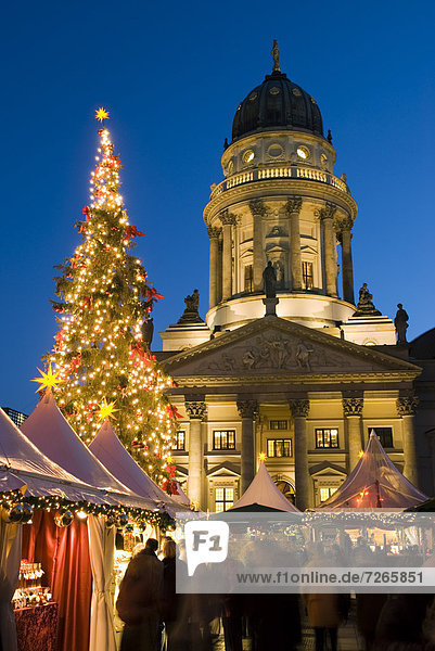 Christmas market  Gendarmenmarkt  Berlin  Germany  Europe