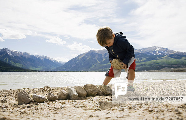 Felsbrocken Strand Junge - Person 2-3 Jahre 2 bis 3 Jahre