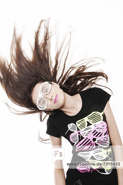 Woman  24  posing with a cool pair of glasses and a t-shirt