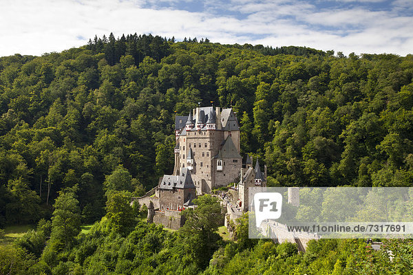 Burg Eltz  Münstermaifeld  Eifel  Rheinland-Pfalz  Deutschland  Europa  ÖffentlicherGrund
