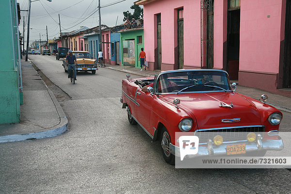 Vintage car in the streets of Trinidad  Sancti-SpÌritus Province  Cuba  Latin America