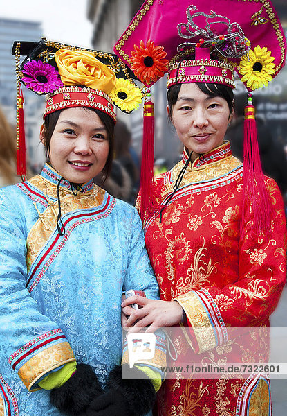 Frau  Fest  festlich  Tradition  Großbritannien  London  Hauptstadt  chinesisch  2  Kostüm - Faschingskostüm  England  neu  Jahr