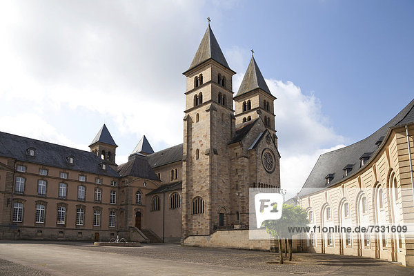 Basilika und ehemalige Abtei St. Willibrord  Echternach  Luxemburg  Europa