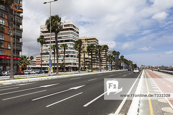 Ave de Canarias waterside promenade  Las Palmas  Gran Canaria  Canary Islands  Spain  Europe  PublicGround