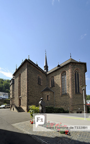 Katholische Kirche St. Goar  Grab des Heiligen Goar  Wallfahrtsstätte  St. Goar  Sankt Goar  Unesco Weltkulturerbe Oberes Mittelrheintal  Rheinland-Pfalz  Deutschland  Europa
