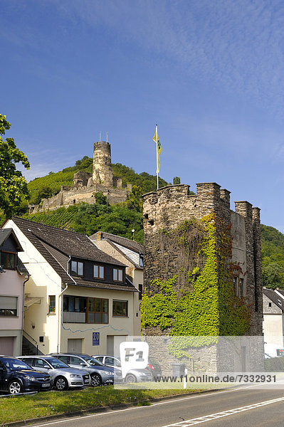 Ortsbefestigung  Eckturm  hinten Burg Fürstenberg  Unesco Weltkulturerbe Oberes Mittelrheintal  Rheinland-Pfalz  Deutschland  Europa