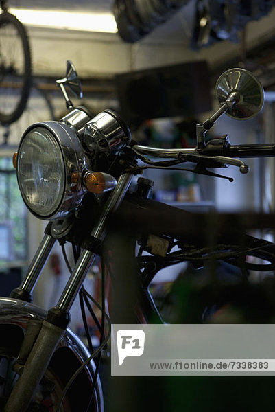 Motorrad in der Werkstatt