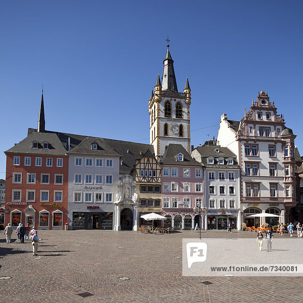 Hauptmarkt  main market square with Marktkirche St. Gangolf church  Trier  Rhineland-Palatinate  Germany  Europe  PublicGround