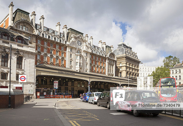 Victoria Station  Bahnhof  London  England  Großbritannien  Europa