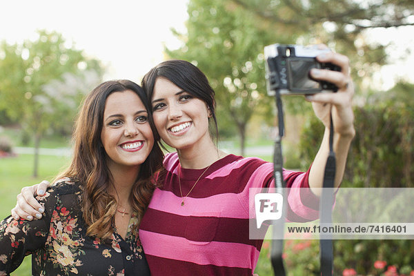 Frau  Fotografie  nehmen  2  Selbstportrait