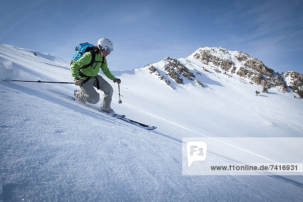 Skifahrer  drehen  Produktion  1  hart  Telemark