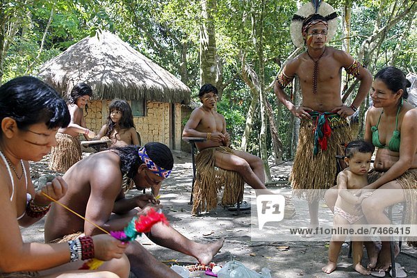 Pataxo Indian people at the Reserva Indigena da Jaqueira near Porto Seguro  Bahia  Brazil  South America