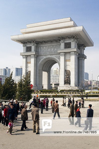Arch of Triumph  3m higher than the Arc de Triomphe in Paris  Pyongyang  Democratic People's Republic of Korea (DPRK)  North Korea  Asia
