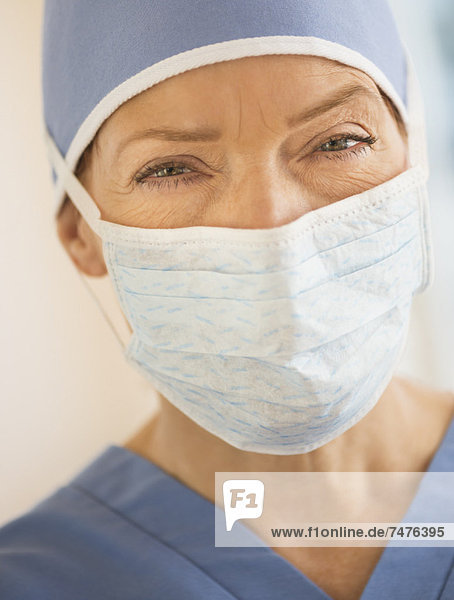 Portrait des weiblichen Chirurgen
