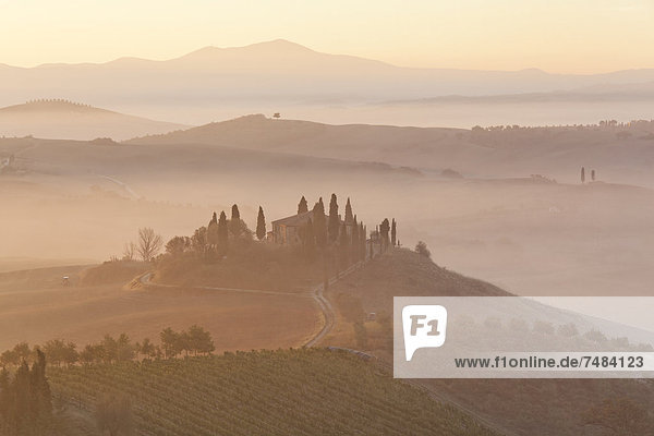 Europa Italien UNESCO-Welterbe Morgenstimmung Provinz Siena