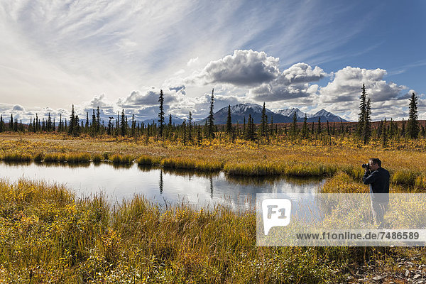 USA,  Alaska,  Touristische Landschaftsaufnahmen im Herbst