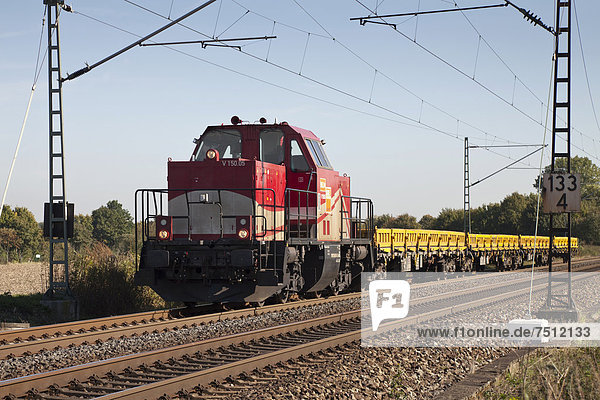 Güterzug  Kamen  Ruhrgebiet  Nordrhein-Westfalen  Deutschland  Europa  ÖffentlicherGrund
