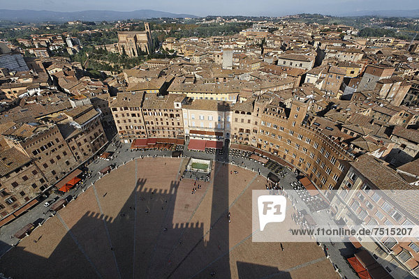 View from Torre del Mangia  the town hall tower  over the Piazza del Campo  Siena  Tuscany region  province of Siena  Italy  Europe