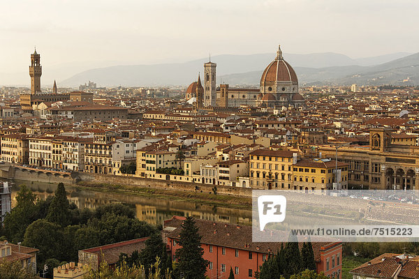 Europa Stadt Ignoranz Kathedrale Palast Schloß Schlösser Florenz Italien alt Toskana