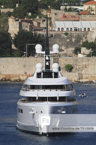 Vava II  a cruiser built by Pendennis Plus  formerly Devenport Yachts  length: 96 m  built in 2012  owned by Ernesto Bertarelli  anchored in the Bay of Villefranche  French Riviera  France  Mediterranean Sea  Europe
