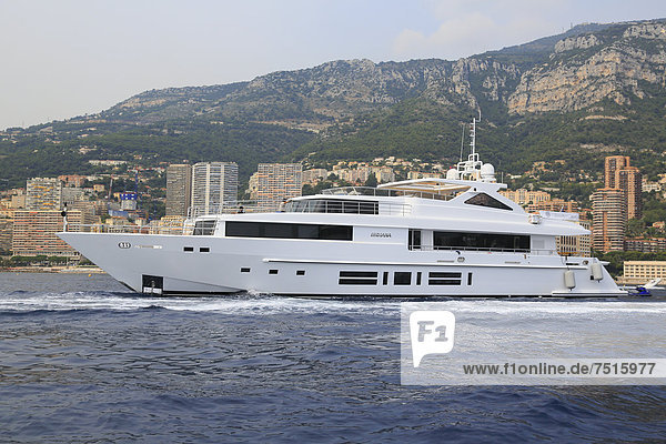 Drehzahlmesser Europa Anker werfen ankern frontal Yacht Schiffswerft Länge Cote d Azur Monaco