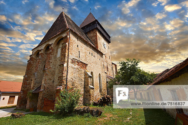 Die gotische Gemeinde Axente Sever  Frauenburg  aus dem 14. Jahrhundert  evangelische Kirchenburg  Kreis Sibiu  Siebenbürgen  Rumänien  Europa