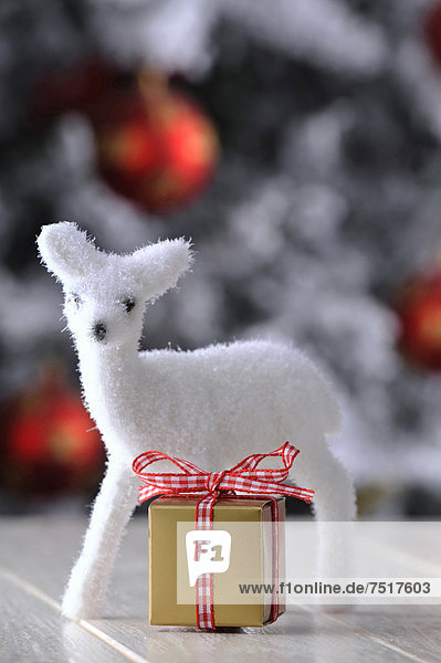 weiß Figur Weihnachten Rehkitz Kitz