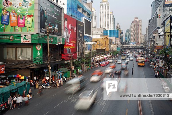 Thanon Phetchaburi road  Bangkok  Thailand