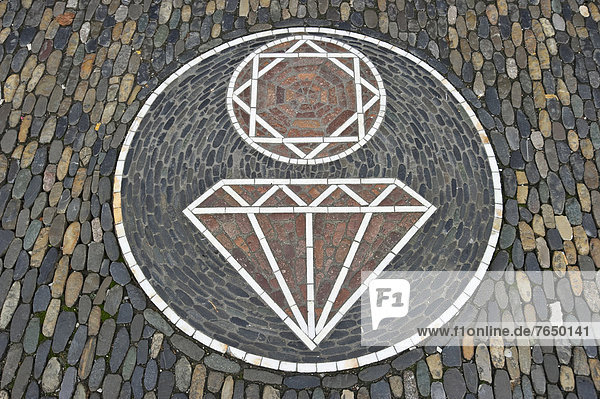 Kristall  Steinmosaik vor einem Juweliergeschäft  Freiburg im Breisgau  Baden-Württemberg  Deutschland  Europa