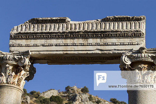 Detailansicht der antiken Bauten  Ephesus  Ephesos  Selcuk  Türkei