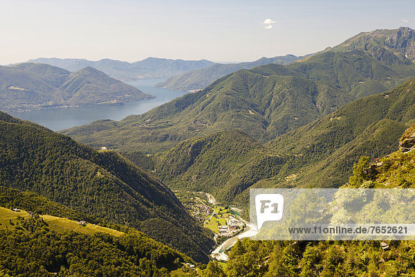 High trail of Alpe Nimi  Valle Maggia  overlooking lake Lago Maggiore  Ticino  Switzerland  Europe