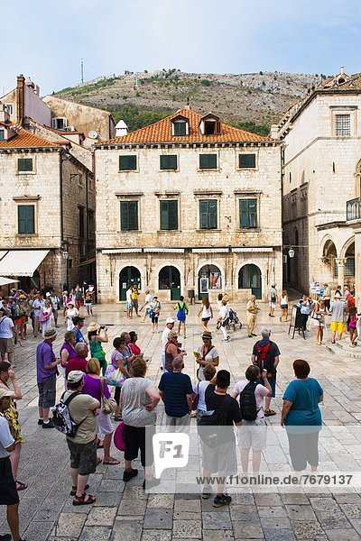 Europa  Großstadt  Tagesausflug  Quadrat  Quadrate  quadratisch  quadratisches  quadratischer  UNESCO-Welterbe  Kroatien  Dubrovnik