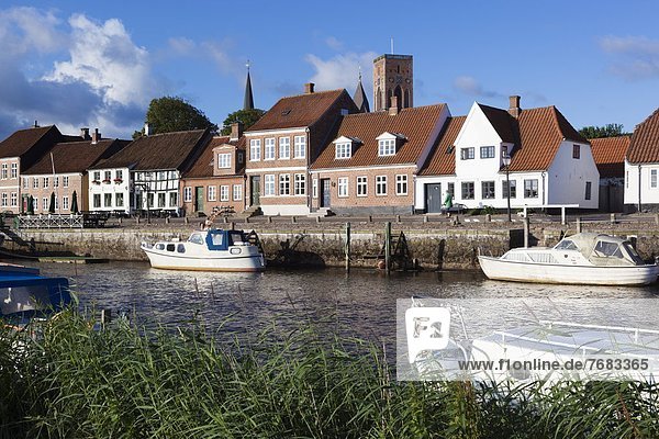 Europa Gebäude Dänemark Fluss Flussufer Ufer Jütland Ribe Skandinavien