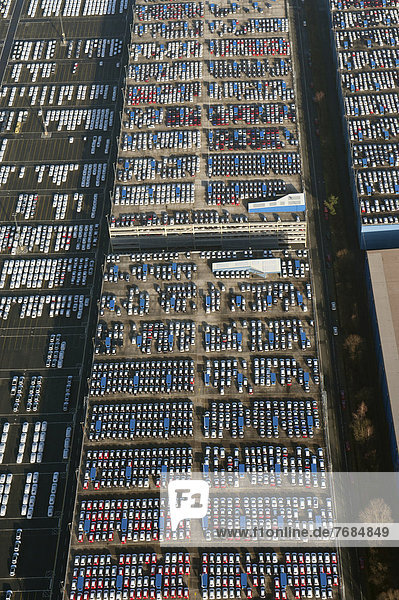 Luftbild  Stellfläche für Fahrzeuge  KFZ-Logistik  BLG Logistics Group