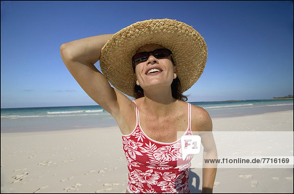Frau  Strand  Hut  Sonnenbrille  Bahamas  Sonne