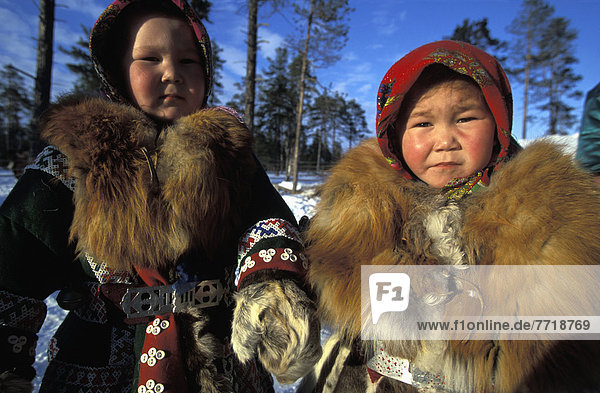Portrait  Mädchen  Russland  Sibirien  Volksstamm  Stamm