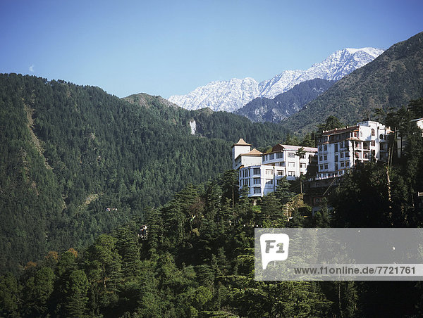 über Großstadt Ansicht Himalaya Himachal Pradesh Dharamsala Indien
