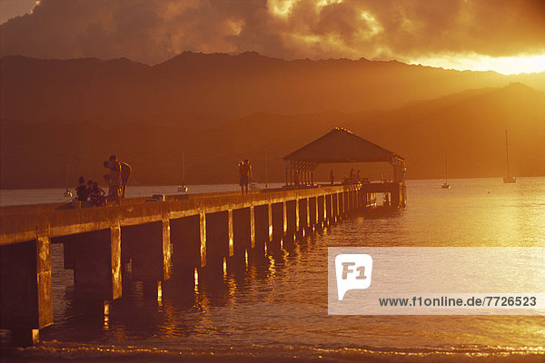 Mensch Menschen Sonnenuntergang Spiegelung Kai angeln Hanalei Valley Hawaii Kauai Reflections