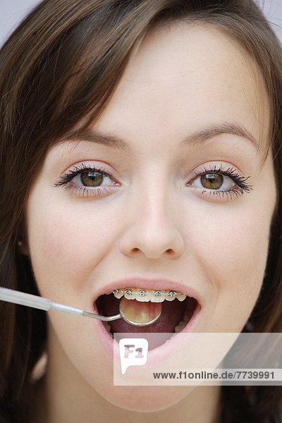 Symbolbild Zahnbehandlung
