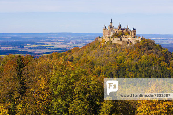Burg Hohenzollern im Herbst