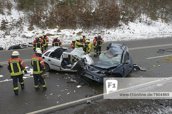 Head-on collision of a Dacia Logan with an Opel Corsa  accident site