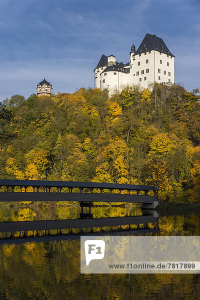 Schloss Burgk und Holzbrücke