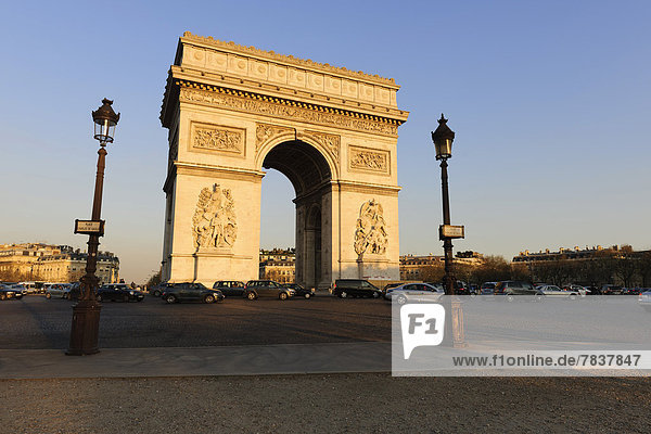 Arc de Triomphe at the Place Charles de Gaulle - Etoile